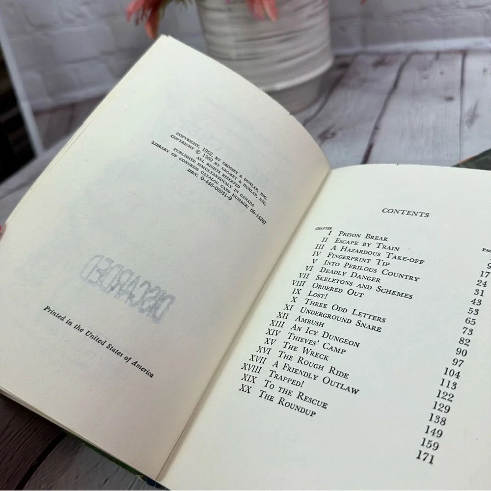 vintage the hardey boys series books vol  29, 30, 31, 33, - Picture 9 of 9